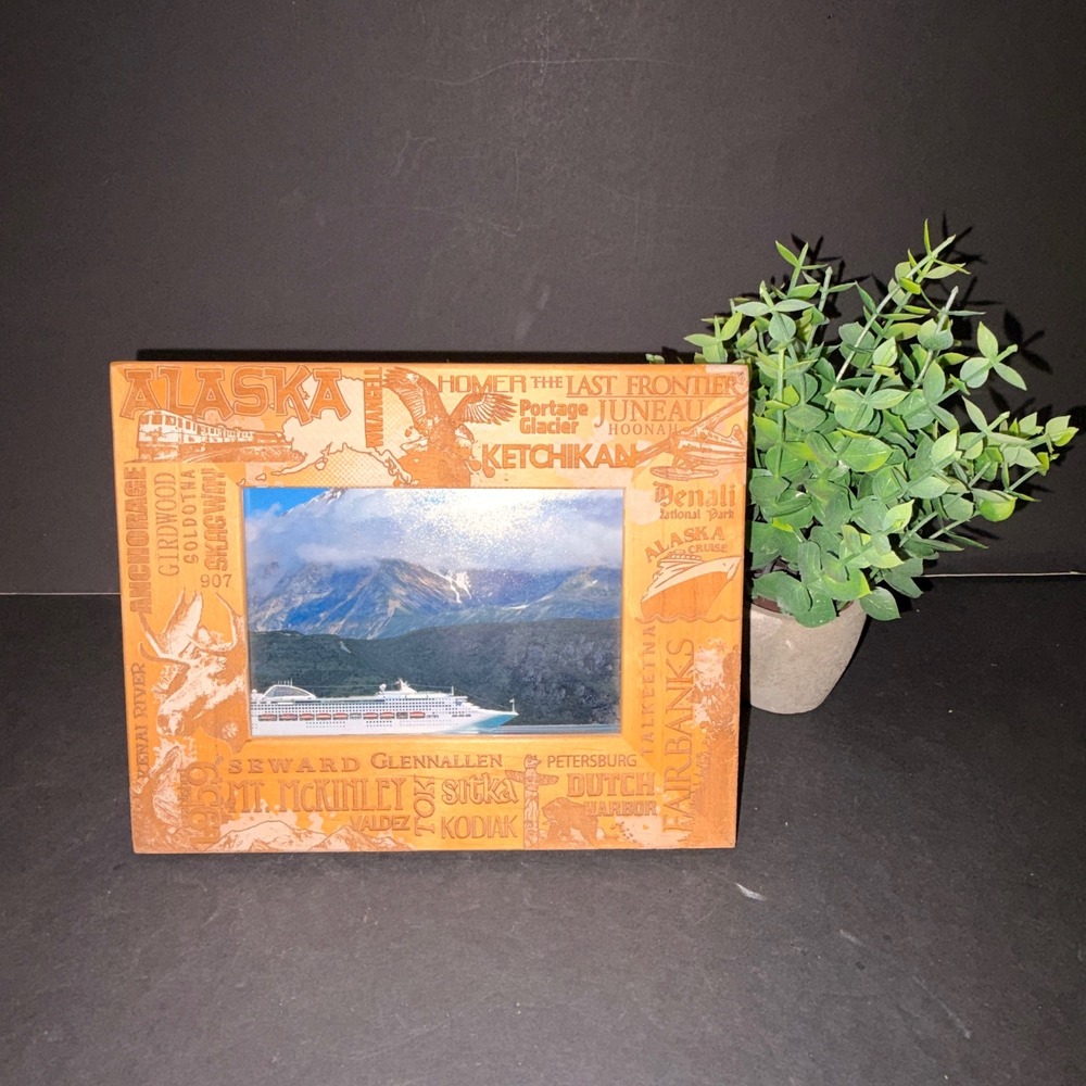 Alaska Laser Engraved Wood Picture Frame 4.5x3 Fit Travel Souvenir Moose Eagle